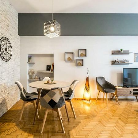 Апартаменты Theseus 2Bd Apt Next To Acropolis Афины Экстерьер фото